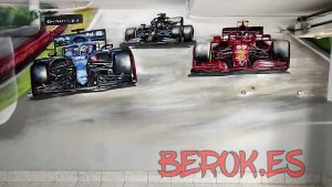 Pintura Mural F1 Hamilton Carlos Sainz Fernando Alonso 300x100000